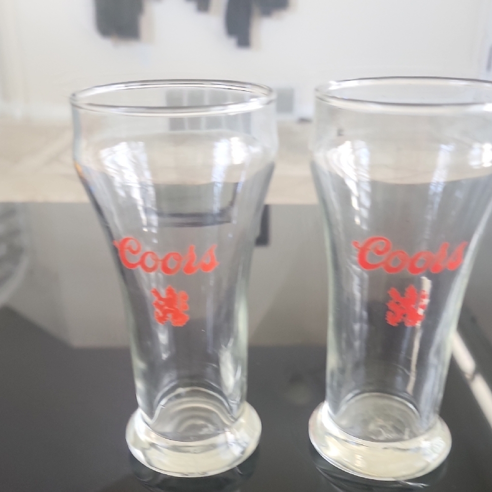 Red Lion Pilsner Glasses